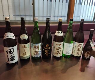 h Musashi - レア系の日本酒も取り扱ってます