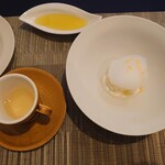 TEATRO IUKI - 新玉ねぎのピュレ、チーズ