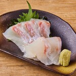 Tuna sashimi/salmon sashimi/sea bream sashimi/hamachi sashimi