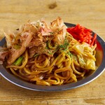 Yakisoba (stir-fried noodles) street food sauce