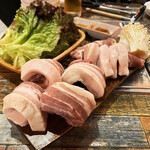 本場韓国料理 ぎわ - サムギョプサル・肩ロース・豚トロ