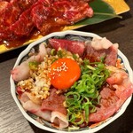 焼肉ホルモンまるよし精肉店 - 