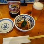 小半 - お通しはイカと大根の煮物