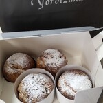 トシ・ヨロイヅカ 東京 - 