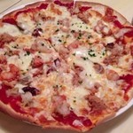 スパッツァ - たっぷり海の幸のペスカトーレピッツア980円