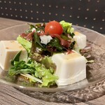tofu and seaweed salad