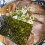 手打ラーメン 豚平 - とんこつチャーシュー¥950