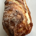 ブーランジェリー スドウ - 玉葱アンチョビバター