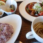 黒酢の郷 桷志田 - 