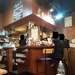 赤ちょうちん酒場×ビストロ 喰家 - カウンター席