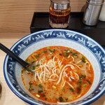 蘭州拉麺店 火焔山 - ラー油増し後。