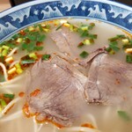 蘭州拉麺店 火焔山 - 牛肉の表情。