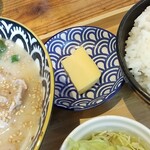 海鮮丼 丸喜 - バター