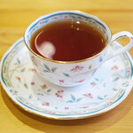 TEAROOM Yoshiki Handa - お茶(2杯) 800円 のアールグレイ