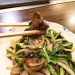 遊 - レバ、美味しいです。やや甘めの味付け。ゴハンが欲しくなりました。ビールとの相性も最高です