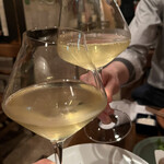 Ａlvino - スッキリ白ワイン
