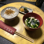 美庵樹 - ・ちりめんご飯、お新香、お吸い物