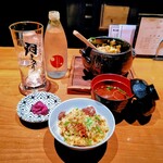 Kagurazaka Irori Nikuyorozu - 本日の土鍋ご飯