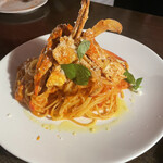 カフェ ド ブリック - 渡り蟹のトマトソース