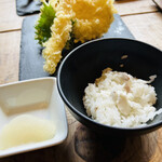 そば草香 - 鯛めし＆お漬物