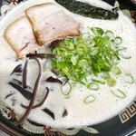 Kurichan - 美味　豚骨ラーメン