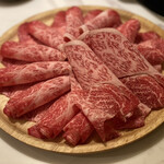 薬膳火鍋専門店 しゃぶしゃぶ食べ放題 小尾羊 - 特選和牛肩バラ肉