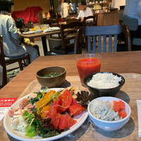 The Kitchen Salvatore Cuomo 三宮 - 朝食