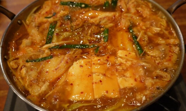 動物園前もつ鍋屋 - 動物園前/もつ鍋 | 食べログ