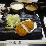 Nihombashi Yoshiba - 米の娘上ロース定食