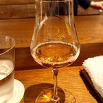 アカ - Gutiérrez Colosía Amontillado（辛口シェリー）