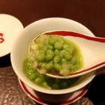 アカ - お米と涙豆（スナップエンドウの若豆）のスープ