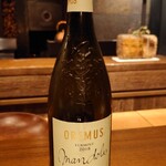 アカ - Oremus Mandolás Furmint 2018（スペインの名門生産者によるハンガリー産白ワイン）
