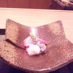 田・和味彩々 - お造り（中トロ・鯛の昆布〆）