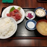 Emmaya - まぐろ定食 980円 ♪