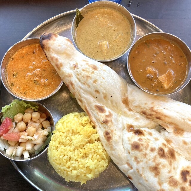 by area51jazz : Indian Street Food & Bar GOND (インディアン