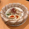泡系しおとんこつラーメン べらしお 総本店
