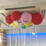 Hawaiian Cafe&Restaurant 魔法のパンケーキ - 天井を見上げると…