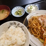 Okonomiya Kita Machiyan - キムチ焼きそばの定食♪