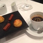 ア・ニュ ルトゥルヴェ・ヴー - 