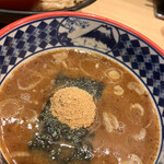 三田製麺所 - つけ汁アップ