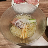 焼肉うしごろ 新宿三丁目店 - 
