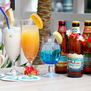 アルコールも充実！豊富なカクテル&ハワイコナコーヒーまで◎