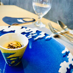 RISTORANTE E'VOLTA Unico Polo - 蕪のズッパ　焦がし玉葱　シチリア産オリーブオイル