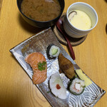 Sushi Ooshio - 炙りサーモンはトロッとしてあとから炙りとネギの香り。