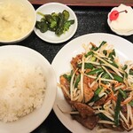 環球中華食堂 - レバニラ・ライス・かき玉スープ・漬物・杏仁豆腐付き