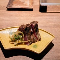 ひきざんたしざん - 千葉のケンケン鰹藁燻し、薬味の玉葱