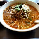 鴻源泰 - たんたんめん