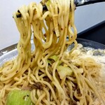 ＳＨＩＮ - 全部混ぜてからの麺リフト