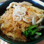 関西風手打うどん いらっしゃい - 卓上の七味唐辛子を