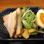 俺の中華たなか家 - 別皿トッピングをパチリ♯